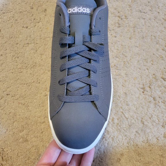 Adidas sneakers - Picture 5 of 5